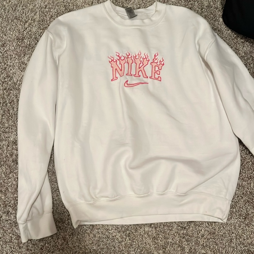 nike crewneck